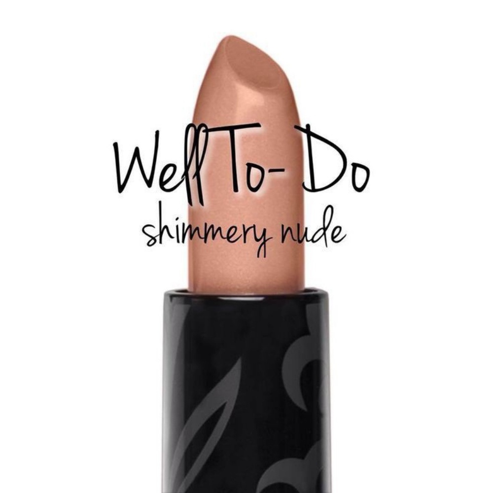 Younique Lipstick ~ Well To Do (Nude Shimmer)